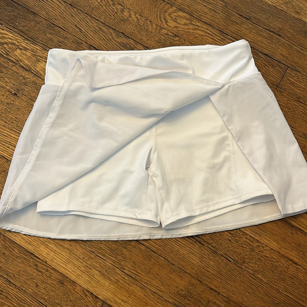 Fabletics skort - Picture 3 of 5
